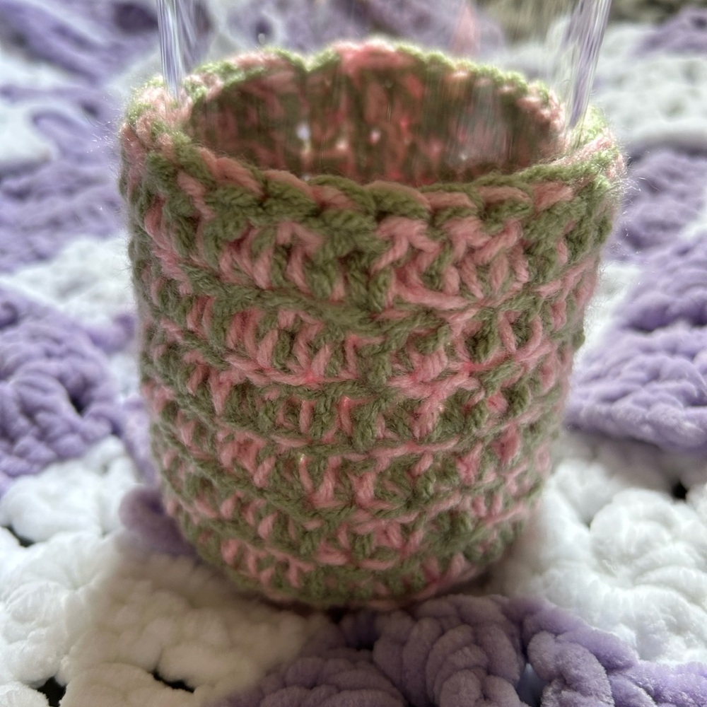 Crochet Cozy in Pink and Green